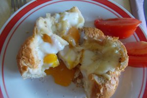 Aperitiv chifle umplute, la cuptor