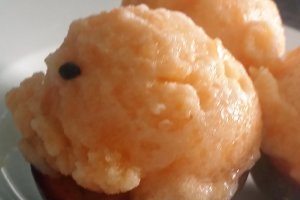 Sorbet de pepene galben, limoncello si fructul pasiunii