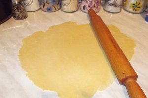 Supa Gogu-Pintenogu cu taitei de casa la slow cooker Crock-Pot