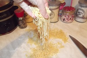 Supa Gogu-Pintenogu cu taitei de casa la slow cooker Crock-Pot