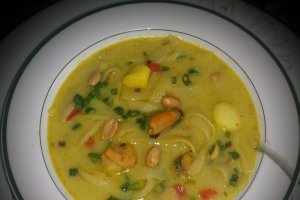 Supa thai cu fructe de mare