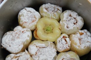 Ardei umpluti cu dovlecei
