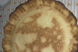 Desert tarta cu crema de vanilie si fructe