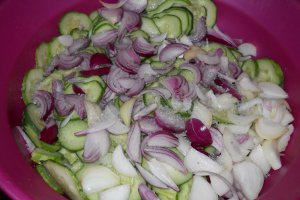 Salata de castraveti