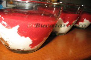 Crema de mascarpone cu zmeura