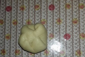 Desert placinte pufoase cu ciocolata