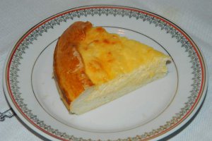 Aperitiv tarta cu branza telemea
