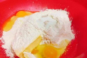 Desert tarta cu branza dulce si agrise