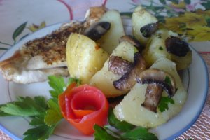Cartofi gratinati cu ciuperci
