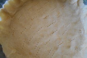 Desert tarta cu gutui si nuci