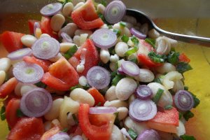 Salata de fasole alba