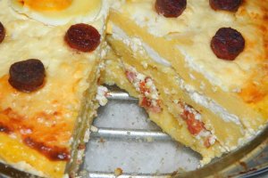 Aperitiv mamaliga in straturi cu oua