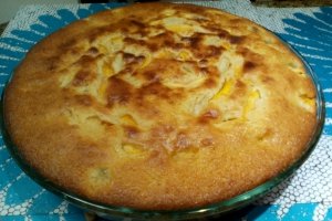 Desert tarta cu fructe de toamna (mere, pere, struguri)