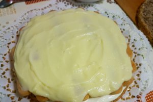 Desert tort cu crema de branza si budinca de vanilie