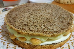 Desert tort cu crema de branza si budinca de vanilie