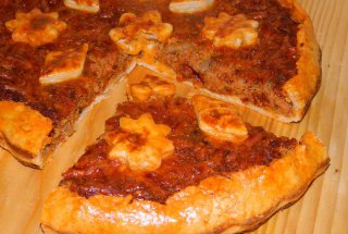 Tarta cu carne tocata