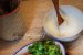 Şurimi cu salată verde şi sos de usturoi-1