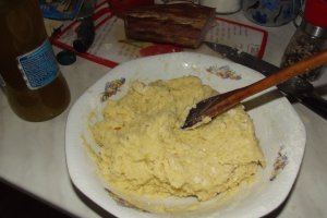Aperitiv placinta zbuciumata la tigaie
