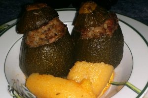 Dovlecei si ardei umpluti