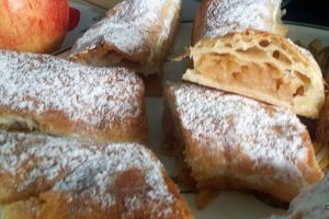 Desert strudel rapid cu mere