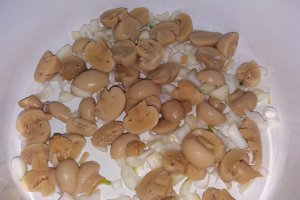 Gulas de porc cu ciuperci