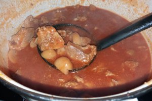 Gulas de porc cu ciuperci