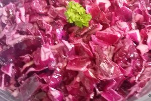 Salata de varza rosie cu mar
