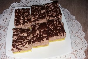 Desert prajitura Deliciu ciocolatos
