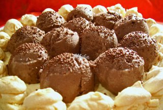 Merengue cu inghetata de ciocolata cu menta