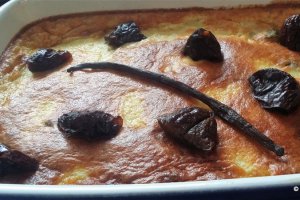 Desert flan/budinca cu prune uscate -  Far Breton
