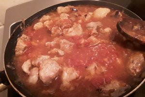 Paste cu carne de porc si busuioc