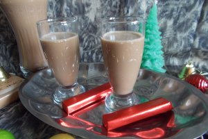 Lichior-crema de ciocolata - Reteta nr. 200