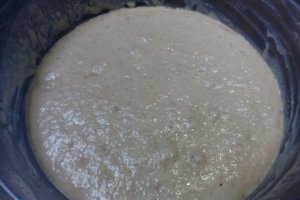 Desert cozonac moldovenesc cu crema de nuca si ciocolata
