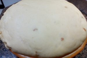 Desert cozonac moldovenesc cu crema de nuca si ciocolata