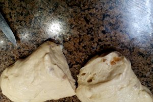 Desert cozonac moldovenesc cu crema de nuca si ciocolata