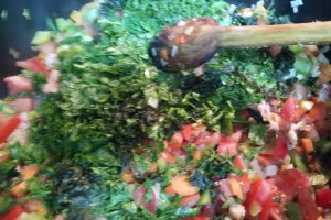 Ciorba moldoveneasca de perisoare, cu legume proaspete