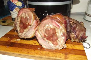 Rulada de porc la slow cooker Crock-Pot