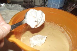 Desert tort cu zmeura si caramel
