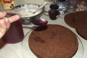 Desert tort cu zmeura si caramel