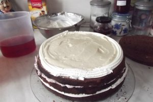 Desert tort cu zmeura si caramel