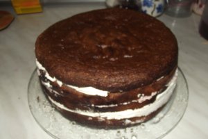 Desert tort cu zmeura si caramel