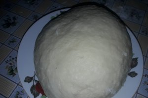 Desert nuci cu crema de vanilie