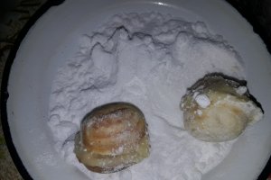 Desert nuci cu crema de vanilie