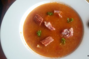 Supa de varza cu sunca de porc sarata