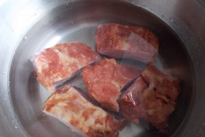 Bors de legume cu scarita afumata