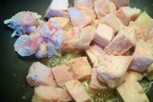 Piept de pui cu gorgonzola si cimbrisor