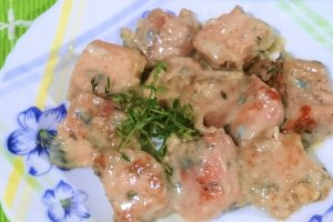 Piept de pui cu gorgonzola si cimbrisor