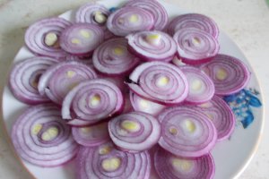 Rasol afumat de porc, cu pastai si rosii