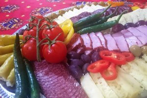 Platou cu aperitive  II