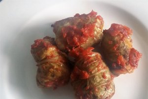 Sarmale cu varza chinezeasca si morcovi violeti